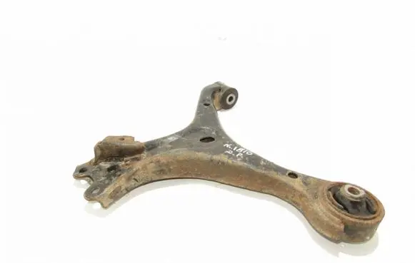 Honda Civic IX Front lower control arm/wishbone