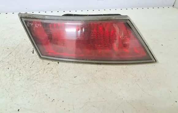 Tailgate rear/tail lights