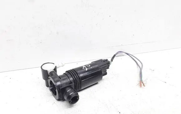 Volvo V40 Windscreen/windshield washer pump 1026810 131030C 590435