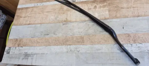 Opel Vectra C Front wiper blade arm 09185812