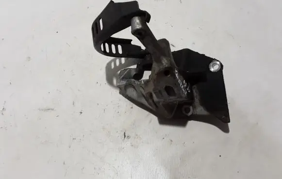 Toyota Land Cruiser (J120) Water pump 8710135010