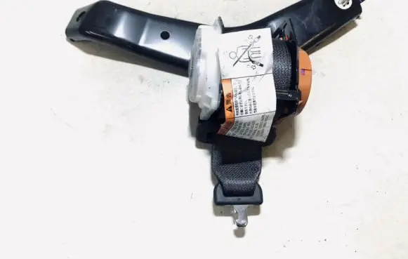 Subaru Legacy Middle seatbelt (rear) 