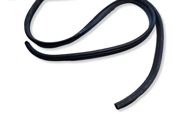 Chevrolet Captiva Rubber seal front coupe door 