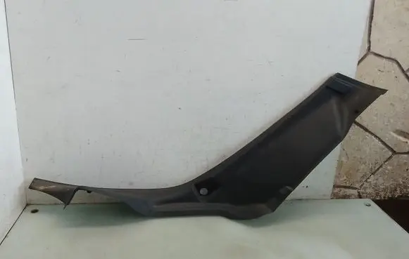 Citroen C5 Rear seat side bottom trim 9632585177