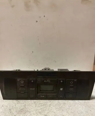 Audi A4 S4 B5 8D Climate control/heater control trim 8D0820043Q 5HB00790807