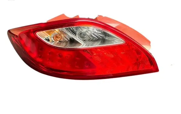 Mazda 2 Rear/tail lights D65151160