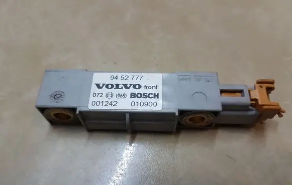 Volvo V70 Airbag deployment crash/impact sensor 9452777