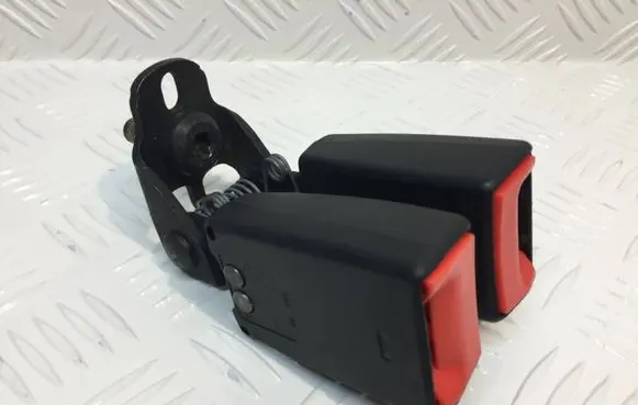 Ford Focus Middle seatbelt buckle (rear) 4M51A613K21AA
