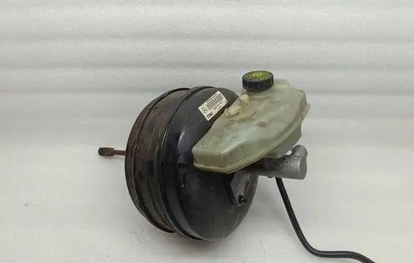 Mercedes-Benz Sprinter W901 W902 W903 W904 Brake booster A0004311827 0055040408481308 007Q