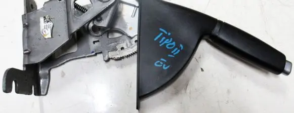 Fiat Tipo Hand brake release handle 07356483020 0T001 32616