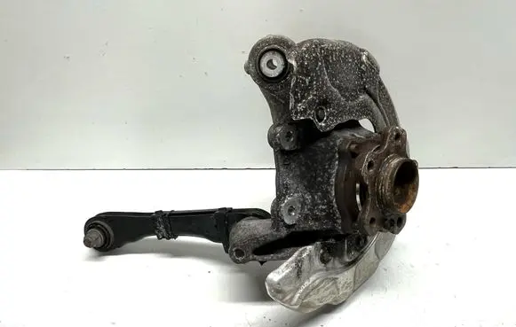 BMW 5 G30 G31 G38 Rear wheel hub 6866338