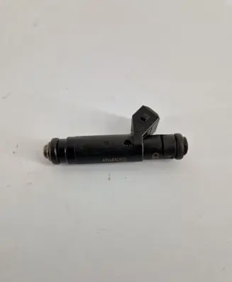 Volkswagen PASSAT B5.5 Fuel injector 06B133551Q