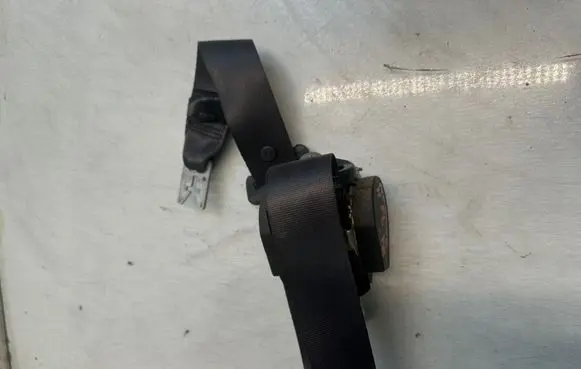 Renault Megane II Front seatbelt