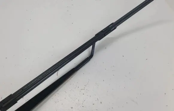 Toyota Corolla Verso AR10 Windshield/front glass wiper blade 