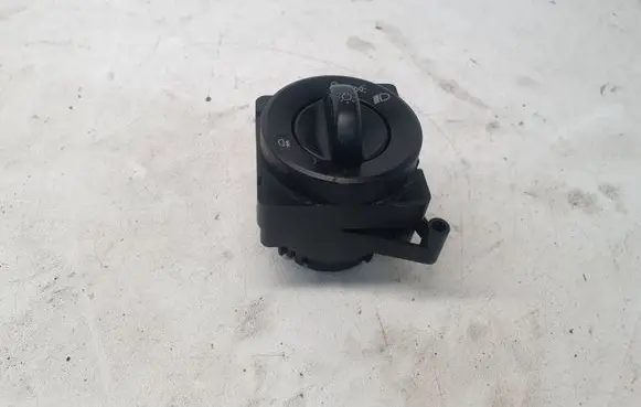 Mercedes-Benz Sprinter W901 W902 W903 W904 Light switch A9065450104