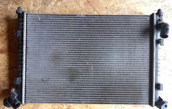 Mini One - Cooper R50 - 53 Coolant radiator