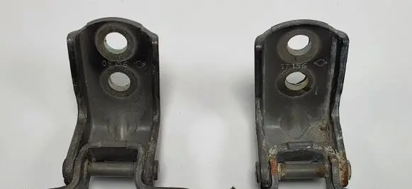 Nissan Micra Front door hinge set 