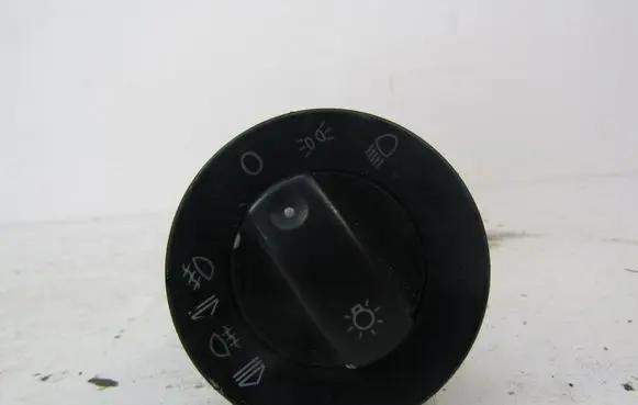 Audi A4 S4 B7 8E 8H Light switch 8E0941531C