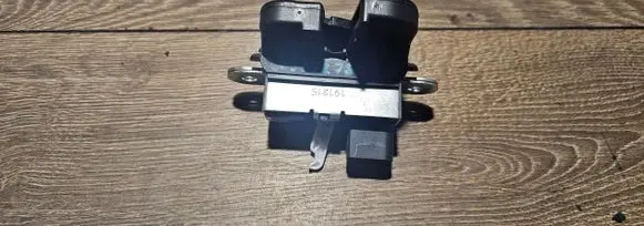 Seat Ibiza IV (6J,6P) Tailgate lock latch 6j3827505e