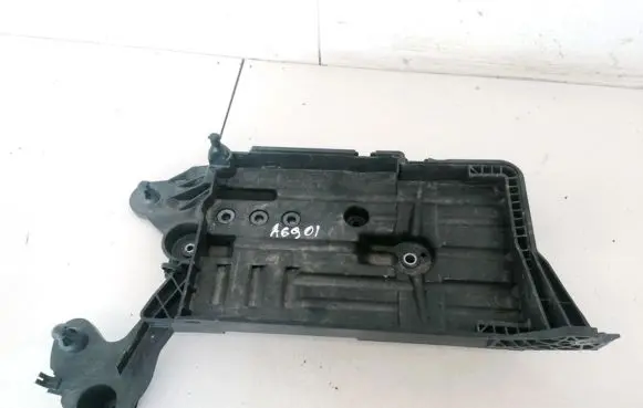 Audi A3 S3 8V Battery box tray 5Q0915331K 5Q0915321J