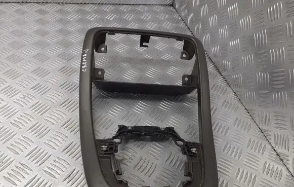 Fiat Croma Radio/GPS head unit trim 735373402