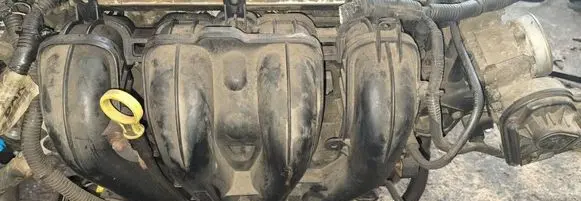 Ford Mondeo MK IV Intake manifold