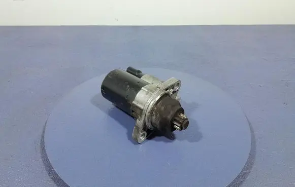 Volkswagen Golf Plus Starter motor 02T911023M