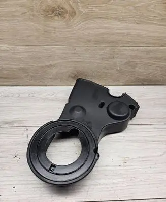 Volkswagen Touran II Timing belt guard (cover) 04L109147D