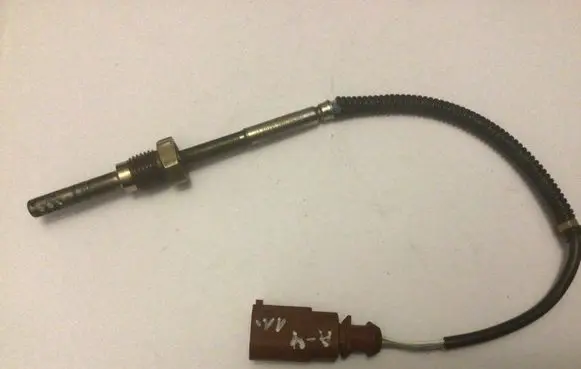 Audi A4 S4 B8 8K Exhaust gas temperature sensor 03L906088F