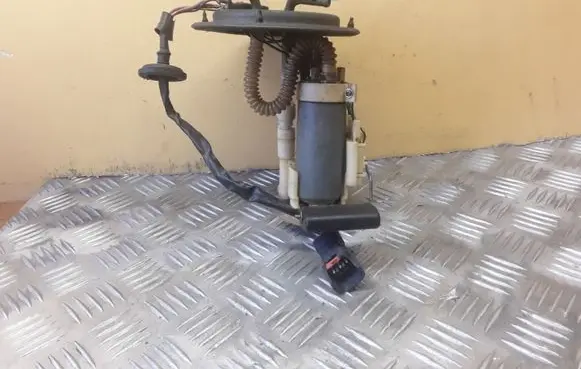 KIA Carens I In-tank fuel pump 083000851 0K2KB1335XA