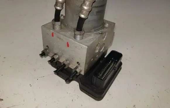 Land Rover Range Rover Sport L494 ABS Pump 0265258923 HPLA14F447AF 0265956419