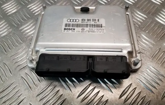 Audi A4 S4 B6 8E 8H Engine control unit/module 8E0909559M 0261208238