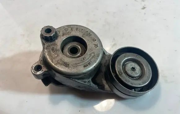 Mercedes-Benz GL X164 Alternator belt tensioner A6422001370