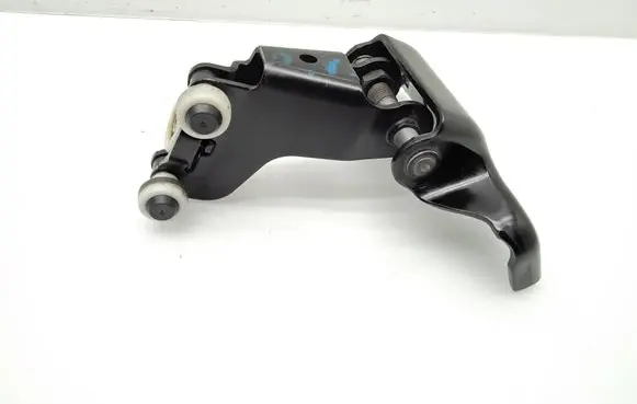 Mercedes-Benz Sprinter W907 W910 Sliding door middle roller runner A9107630100