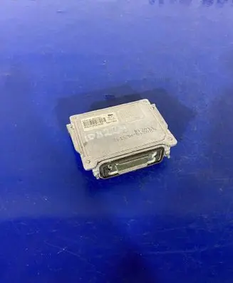 Volvo XC60 Headlight ballast module Xenon 89034934 89032336