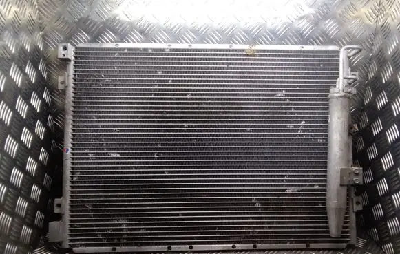 A/C cooling radiator (condenser)