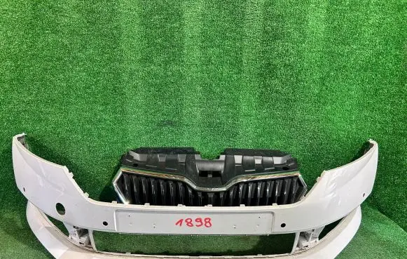 Skoda Fabia Mk3 (NJ) Front bumper 6V0807221F