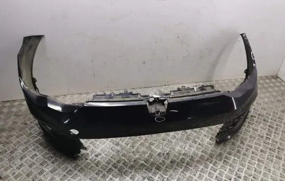 Volkswagen Golf VIII Front bumper 5H0807221