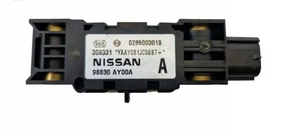 Nissan Note (E11) Airbag deployment crash/impact sensor 0285003019