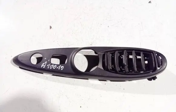 Peugeot 807 Dash center air vent grill