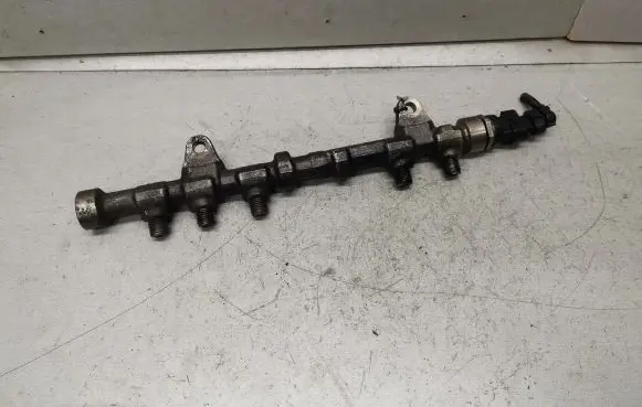 Opel Astra J Fuel main line pipe 0445214222 55573331 0281006158