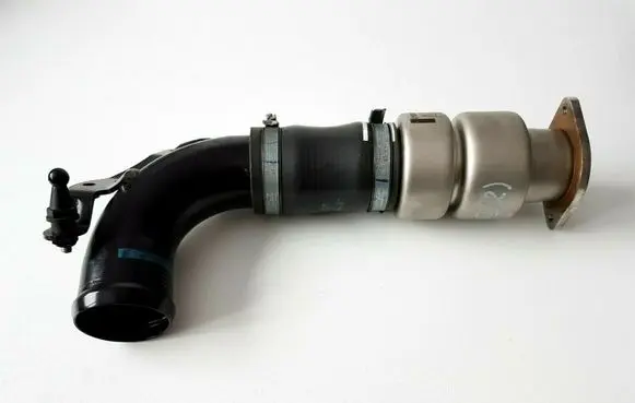 Volvo V40 Air intake hose/pipe 9677359080