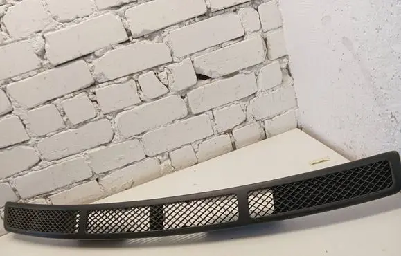 Volkswagen II LT Bonnet/hood grill 2D2819044