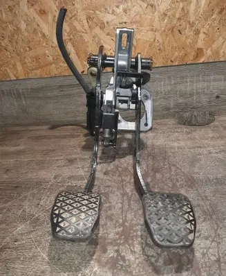 BMW X3 E83 Pedal assembly 3414589 3414592