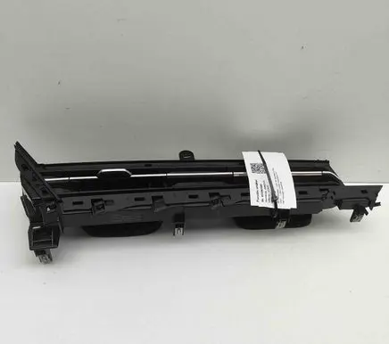 Audi Q4 Sportback e-tron Dashboard air vent grill cover trim 89C820951A