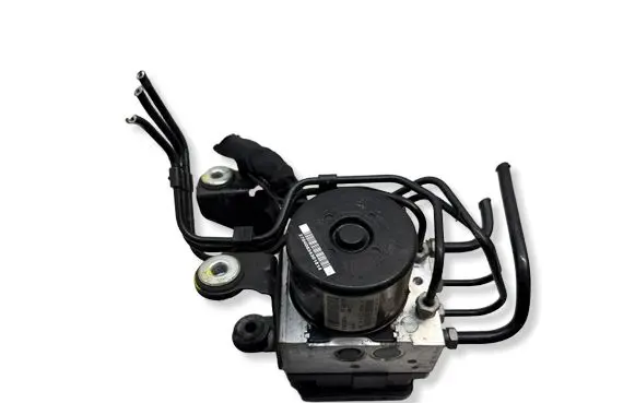 Volvo V70 ABS Pump 31329139