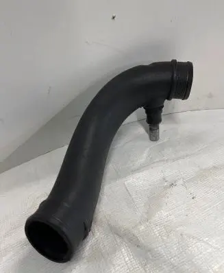 Volvo XC90 Intercooler hose/pipe 30714480