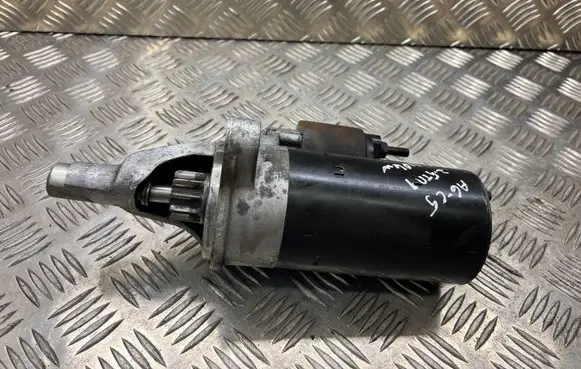 Audi A6 S6 C5 4B Starter motor