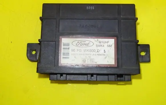Ford Escort Comfort/convenience module 96FG15K600D 5WK4582