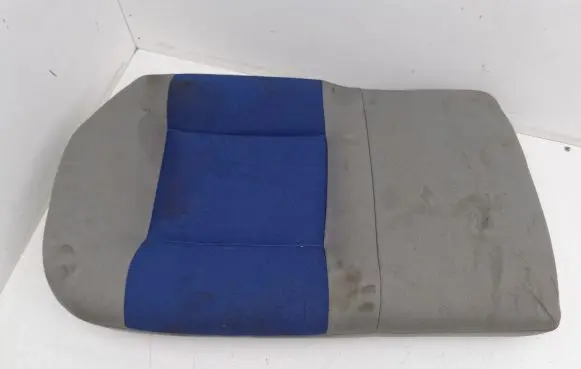Volkswagen Golf IV Rear seat 